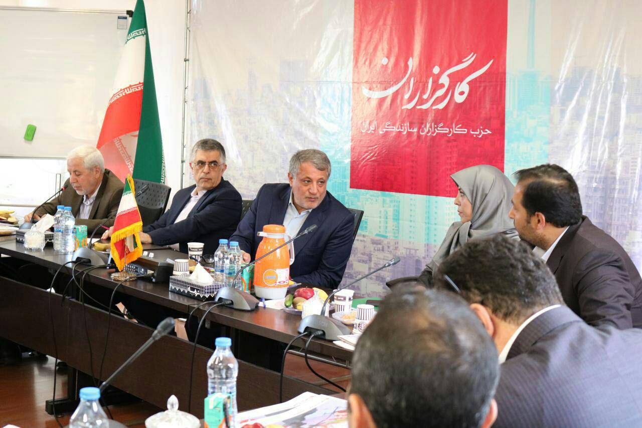 سایه انشعاب بر سر کارگزاران