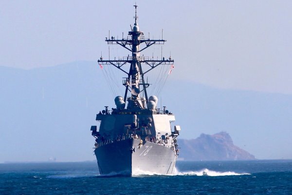 فروش کشتی‌های جنگی آمریکا به یونان