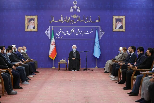 محسنی‌اژه‌ای: نباید این تعداد زندانی داشته باشیم